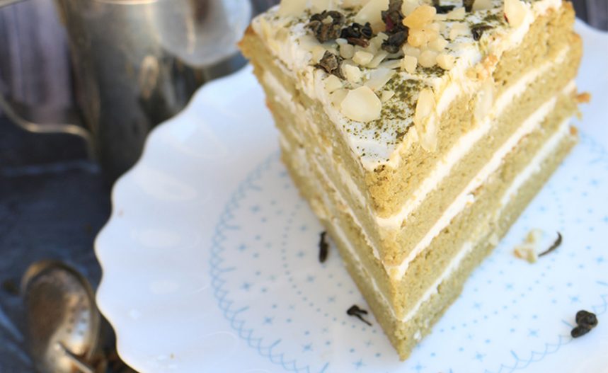 עוגת‭ ‬תה‭ ‬ירוק‭ ‬מאצ'ה‬‭ ‬מקמח‭ ‬קוקוס‭ ‬ושקדים‭ ‬- ללא גלוטן